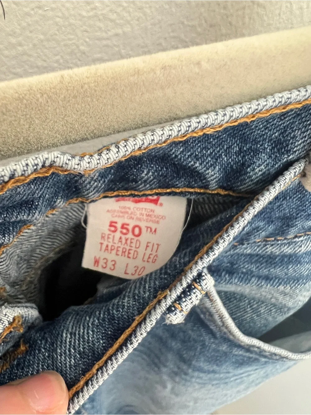 Orange Tab Levi’s 550 33x30 relaxed fit tapered leg